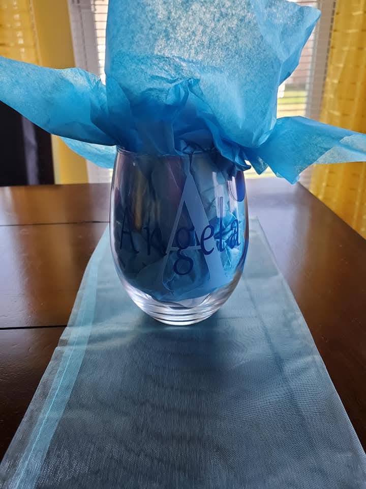 Wine Glasses (Stemmed & Stemless)