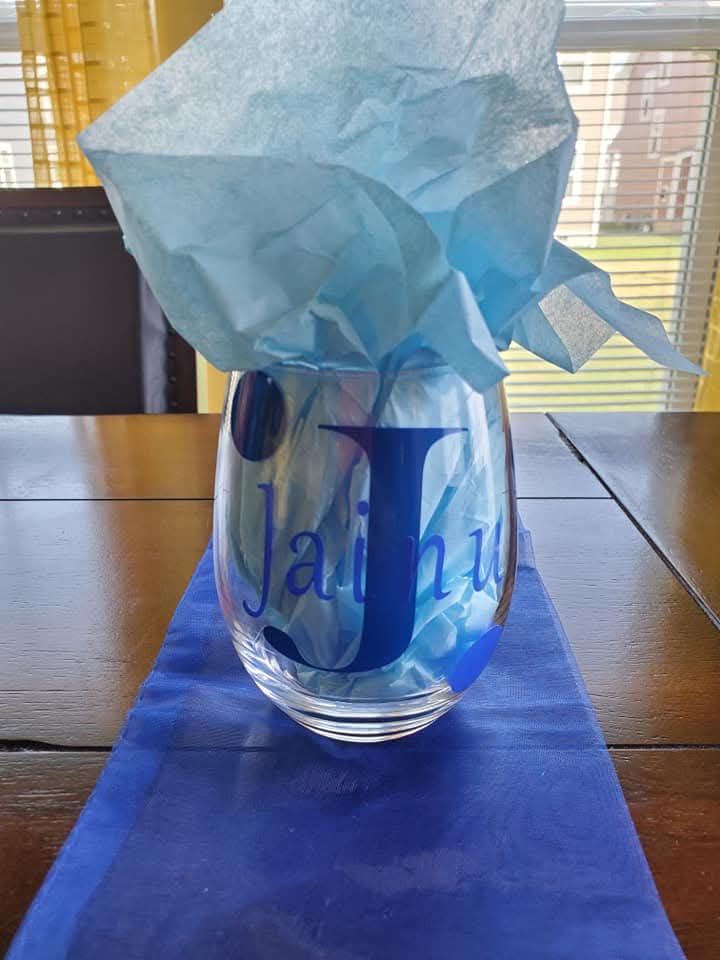 Wine Glasses (Stemmed & Stemless)